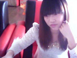 国产爆精乳视频